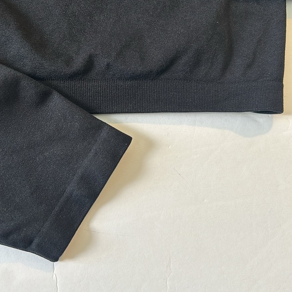 Free People L/XL Top Intimately Super Crop Seamless Turtleneck Black long sleeve - Picture 4 of 8